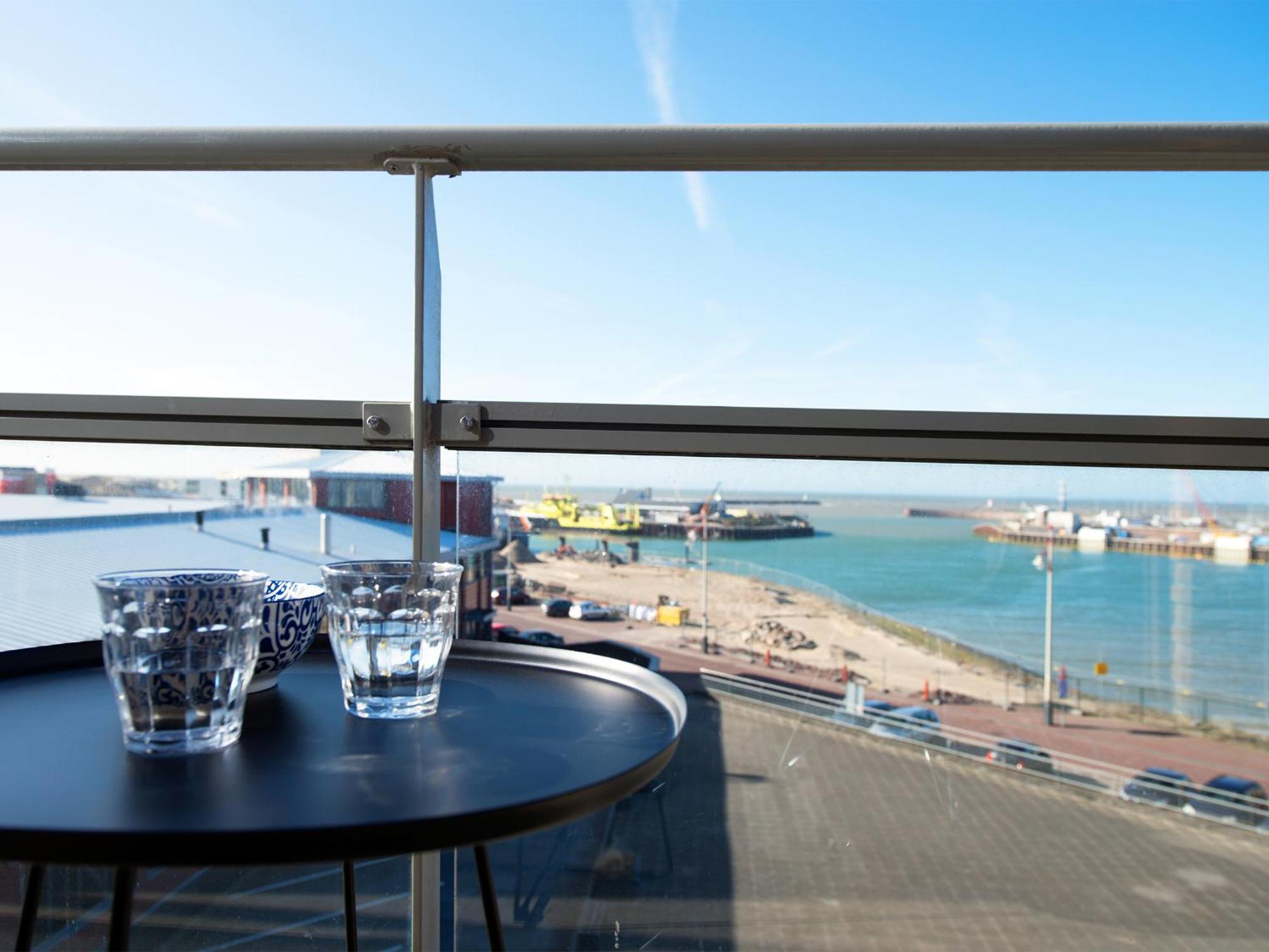 Bizstay Harbour III Scheveningen Apartments Гаага Номер фото